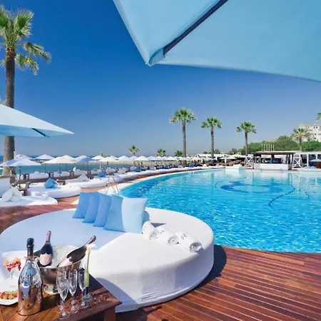 Lovely Well Appointed Spanish Townhouse Ferienhaus Marbella